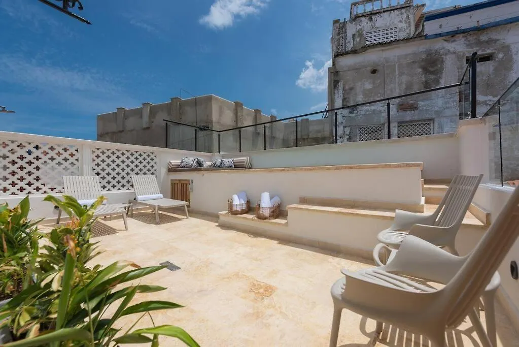 Casa Luxor Cartagena contacts